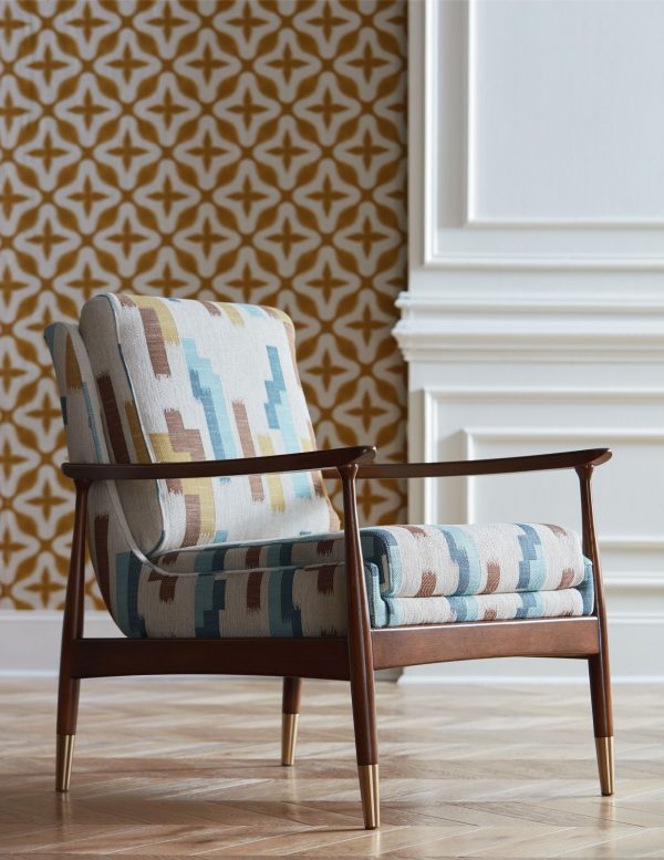 ARIANNA CUSTOM ACCENT CHAIR